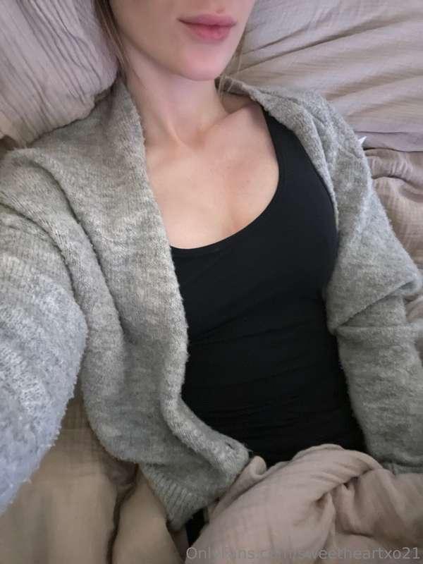 Been feeling kinda sad and lonely today. The days have been ..