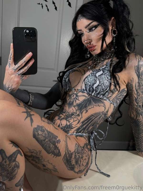 like my body babe ? 💦 main : @m0rguekitty 