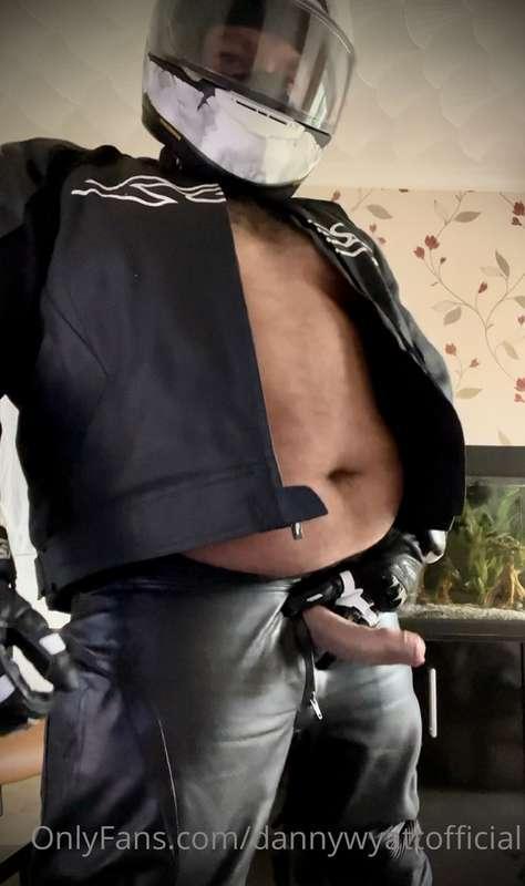 dannywyattofficial image #8