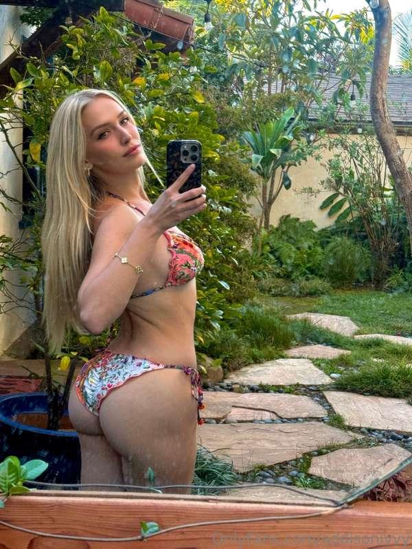 do u like my bikini :3?