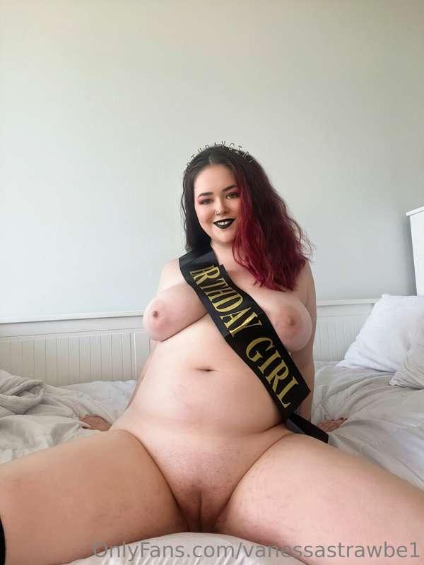 Birthday sex for the birthday girl? 🥺