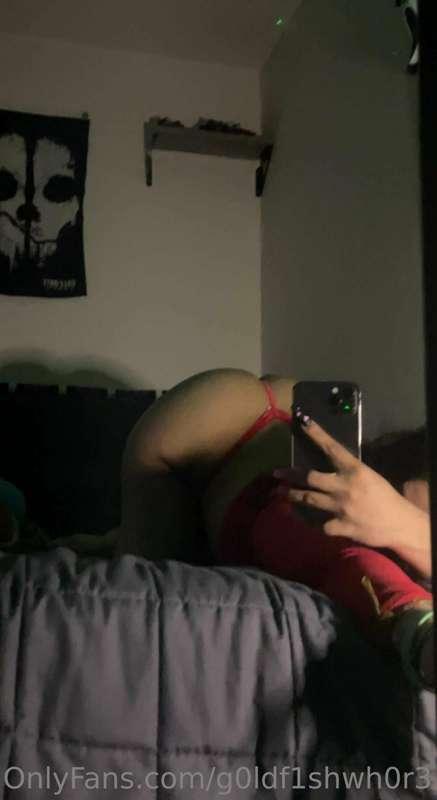 I wanna show you how naughty i can get now baby..are you rea..
