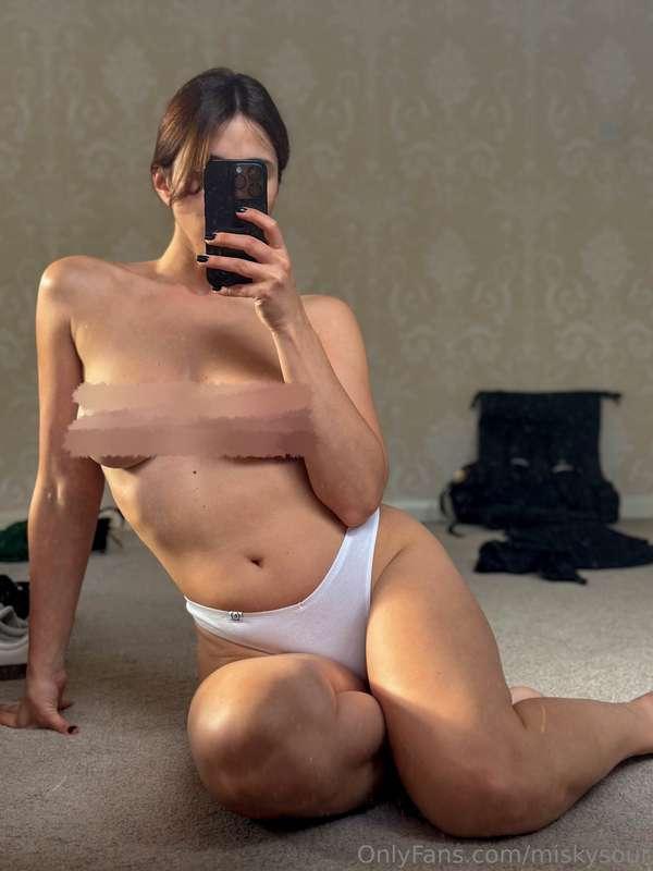 Remove the brush and the phone from my face, because is that..