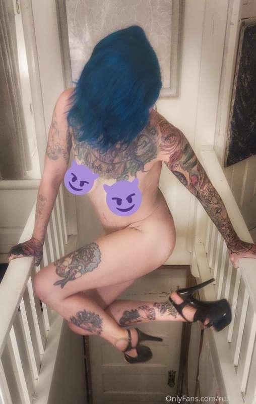 😈 I'm gonna drop this booty on you 😈