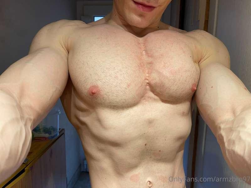armzbro97 image #2