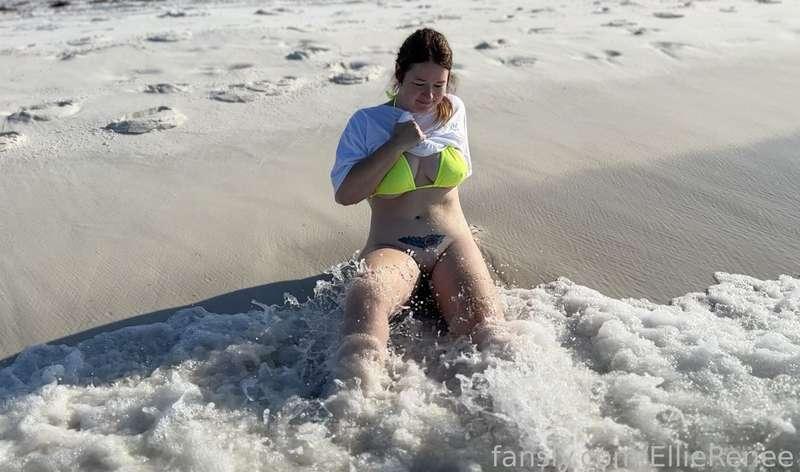 ellierenee image #2