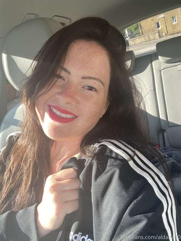 Hey boys!!!!!! So...... I have some hot customs done today....