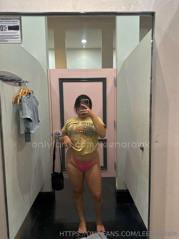 wish u were fucking me in the dressing room bby♡