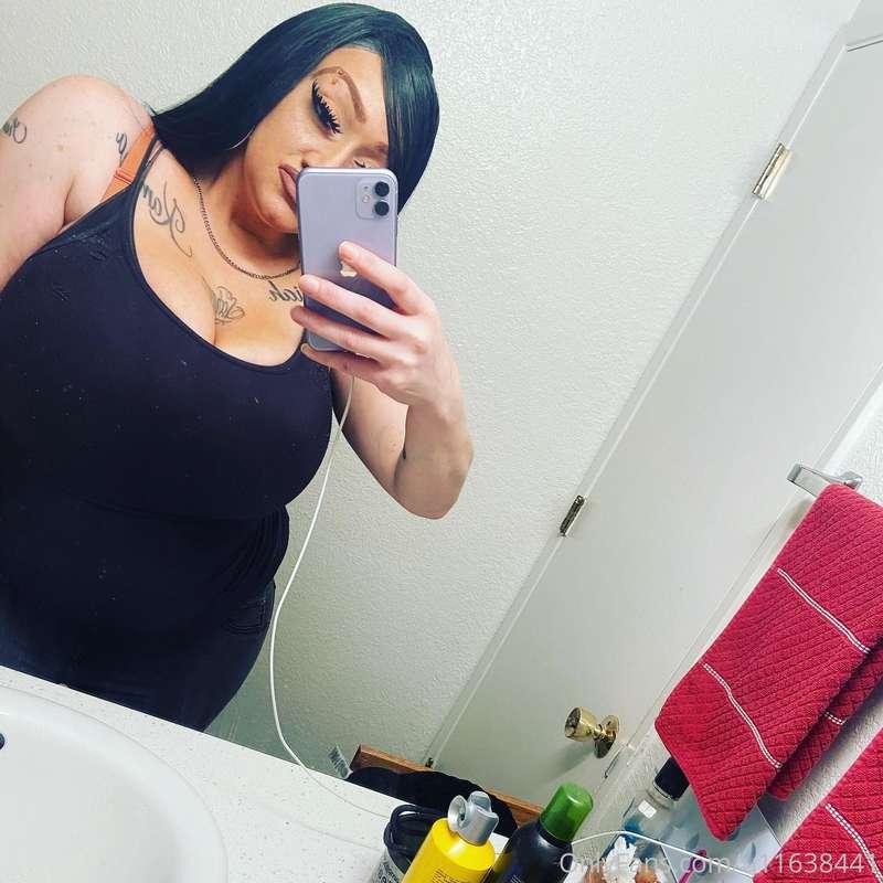 shaunita8 image #1