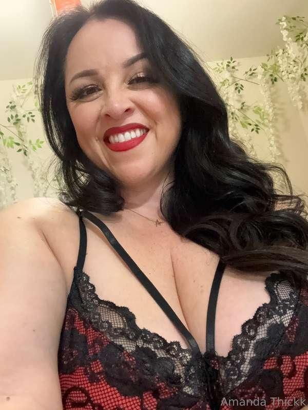 I just sent you one of my HOTTEST, LONGEST sex tapes with th..