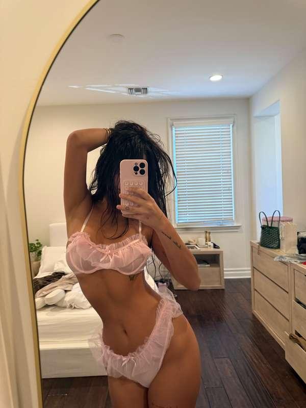 check ur DMs 💋