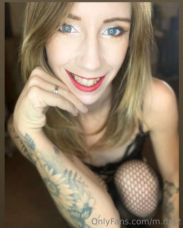 Thank you for your patience! I will be uploading more tonigh..