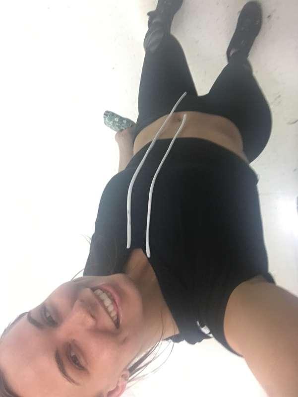 Just did gym stuff now im in walmart 😝