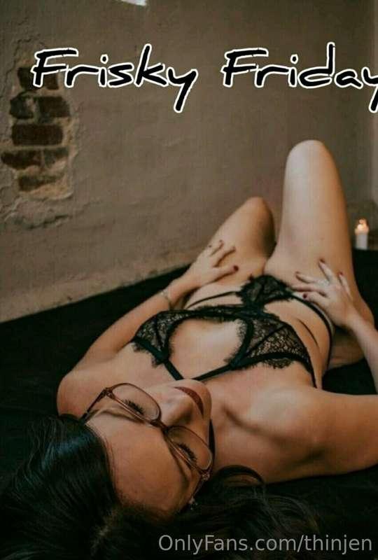 Whoa! I havent done this in 3 months!!

Frisky Friday!!! I'm..