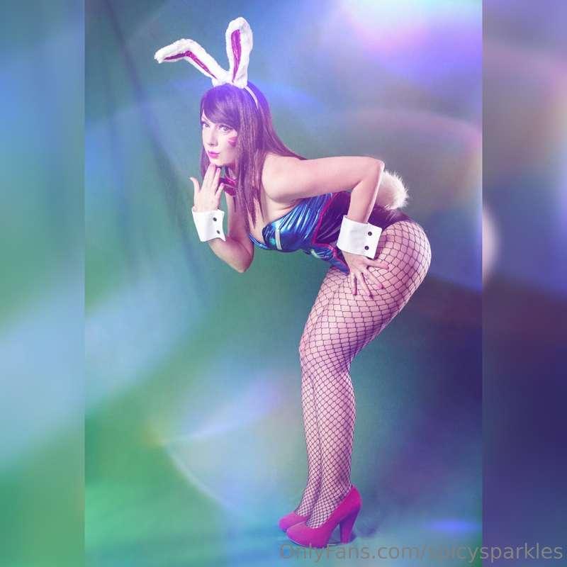 I cant decide on my next Bunny cosplay 🩷🐰🩷