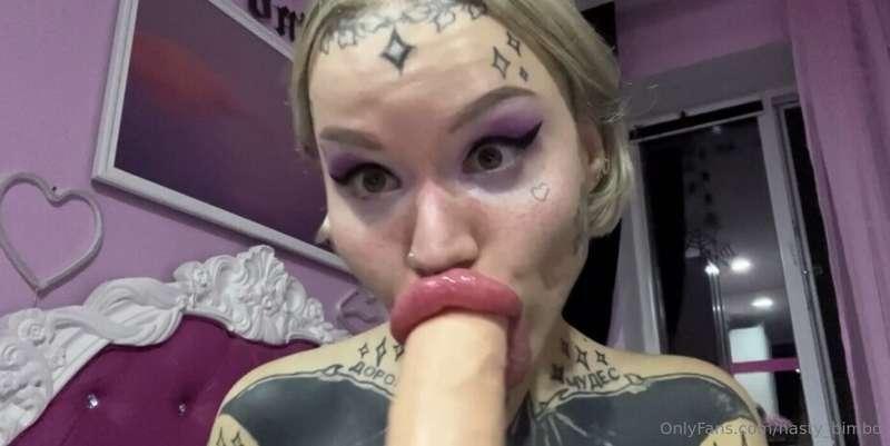 Wowww these moments from my video fan made are so hot 🤤 DM m..