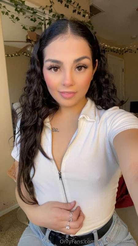 How cute do I look on a scale of 1-10?🥹💞xx