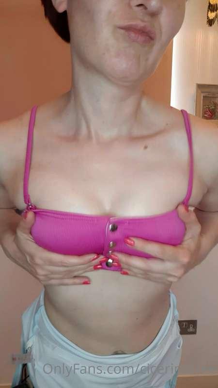 Nudes are on @cicerina  x