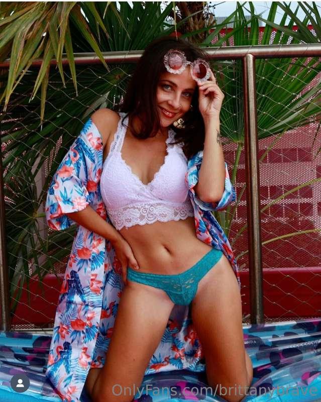 In Vegas freezing my ass off and ready to get back to THIS ☀..