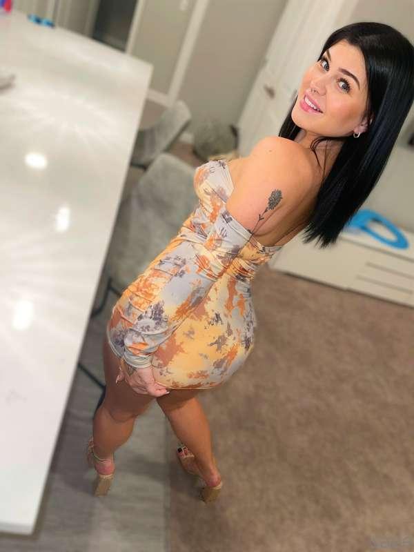 cute & petite 😝 guess my height!!!! WINNER GETS A XXX TAPE 🥳..