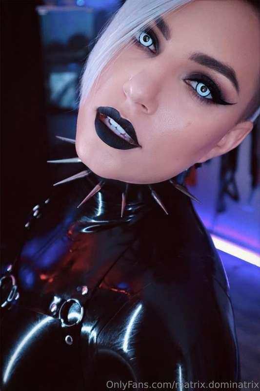 matrix.dominatrix image #5