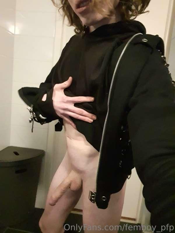 femboy_pfp image #13