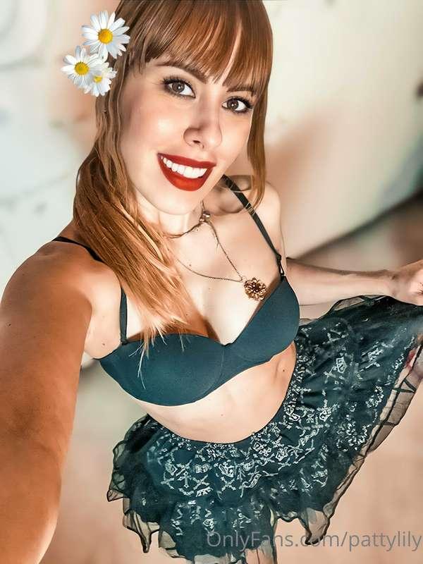My outfit for tonight performance 😍🌼🌼🌼