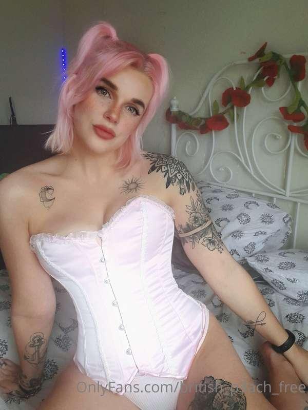 Love this corset 💕