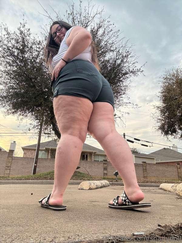 Do you think the neighbors seen❔