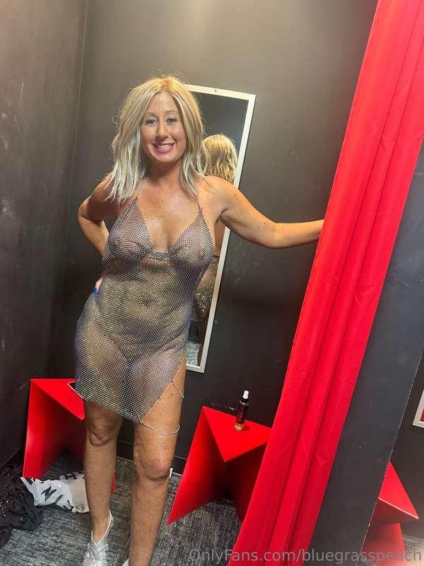 Subscribe to my paid page for hot content. 