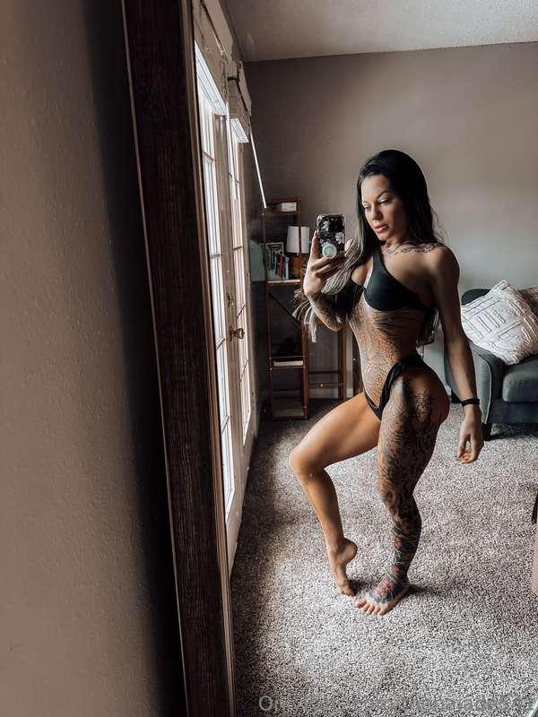 after yesterdays leg workout i'm in need of a deeeeep massag..