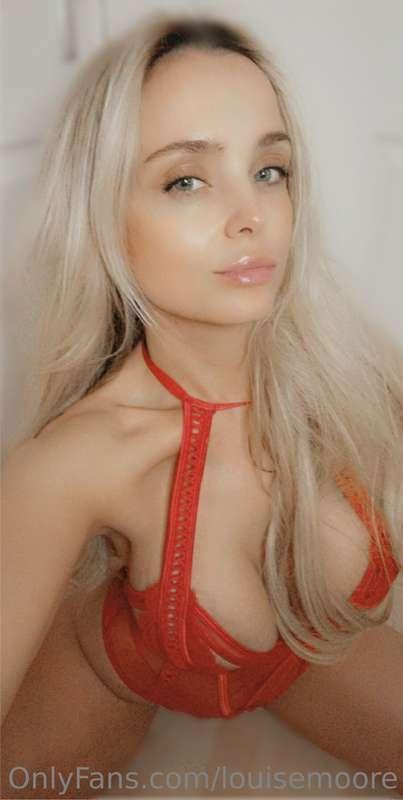 louisemoore image #0