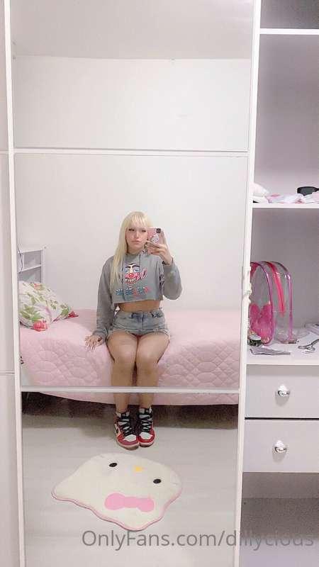 hiiii :) have a nice day 💕