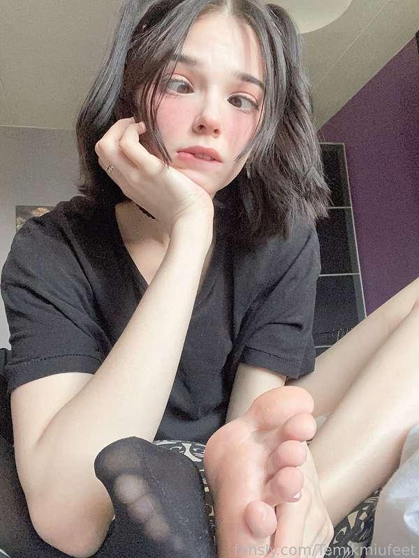 temikmiufeet image #5