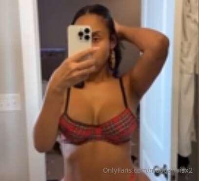 I know this fat ass turns you on daddy 👅