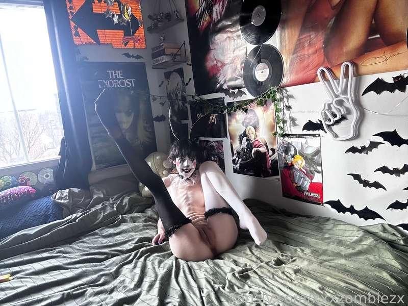 xxxzombiezx image #23