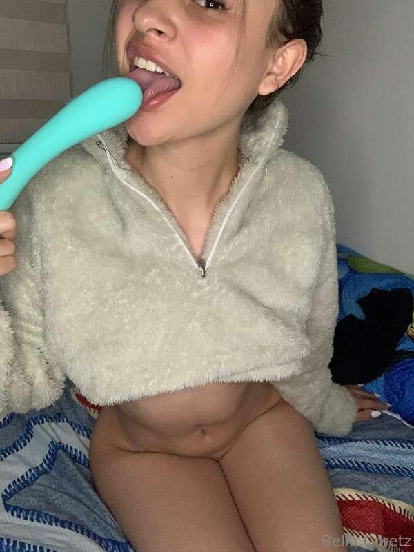 cozy hoodie cause I have no one to share my warmth with ):