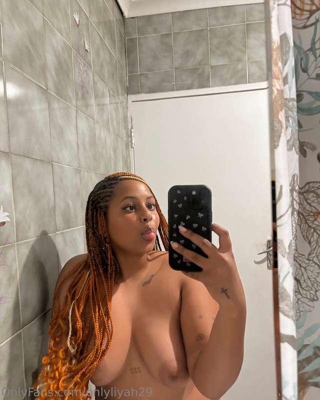Night time showers are my favourite!!! 😛