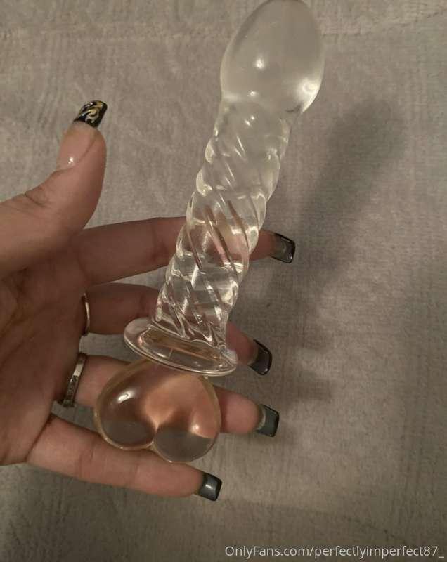 Who wants to see how my glass dildo pleased me today💦💦💦💦💦 (3..