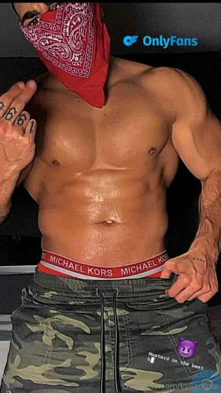 🇪🇸Disfruta de esta rica paja con el chico más guapo y calien..