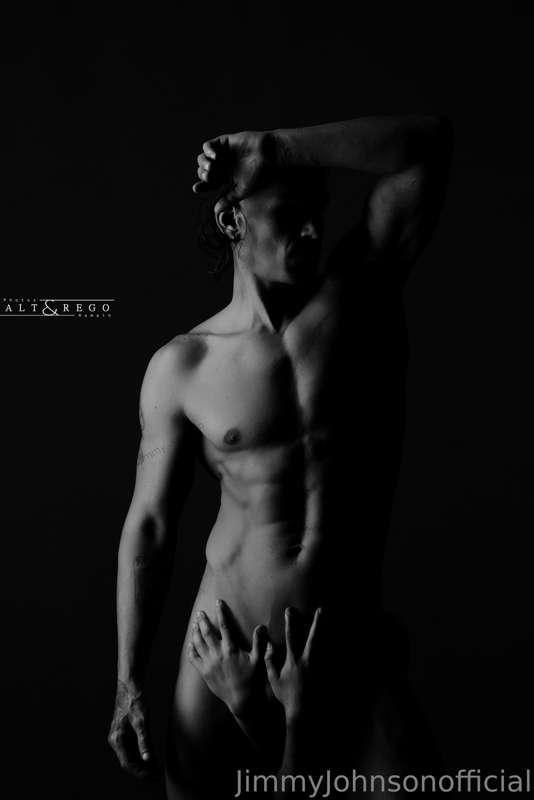 "Lui"

Photographe / Romain altrego

With / @laurenwalkeroff..