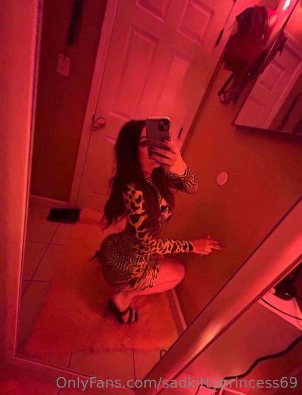 What do you think is the sexiest thing about me? 😏