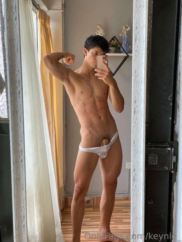 Birthday boooyyy 🥰😍 Do you want this? 😏🍆