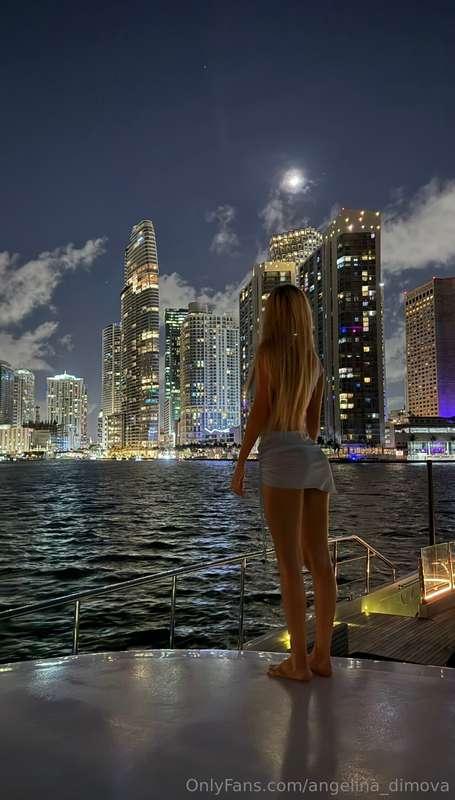 enjoying the view of the city 👀