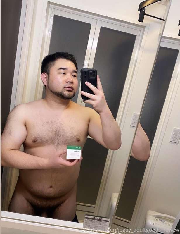 いつも動画視聴してくれてる皆さんありがとうございます。
有料の動画を見てくれてる人やチップをくれる人たちのおかげで
活動..