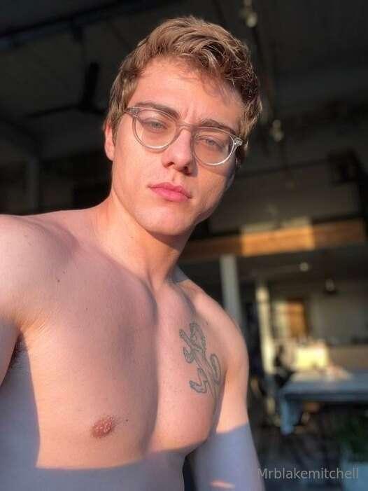 Sun-kissed and ready to play 🌞