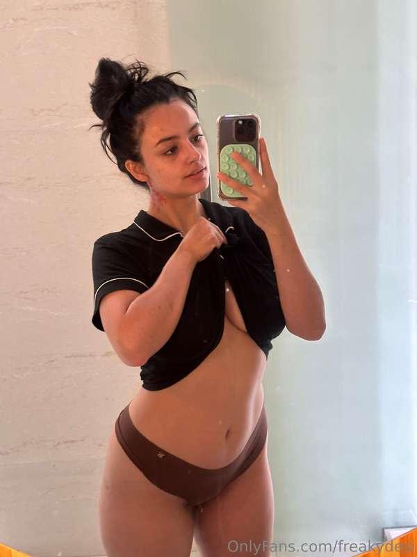 freakydesi image #0