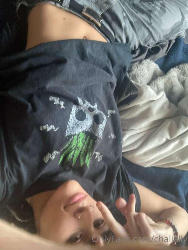 Hey guys!! Dm me for more 😋💕