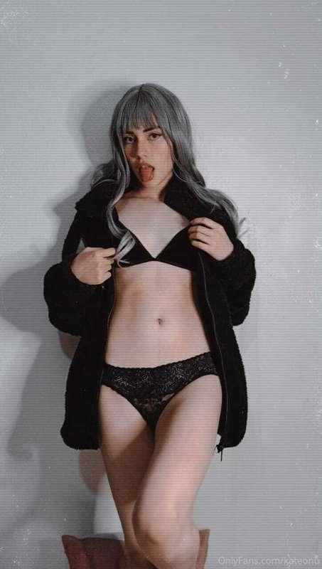 😜