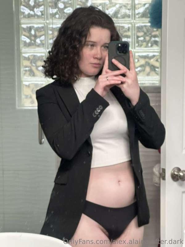 While I'm away, Alex sends me a sultry surprise, slowly reve..